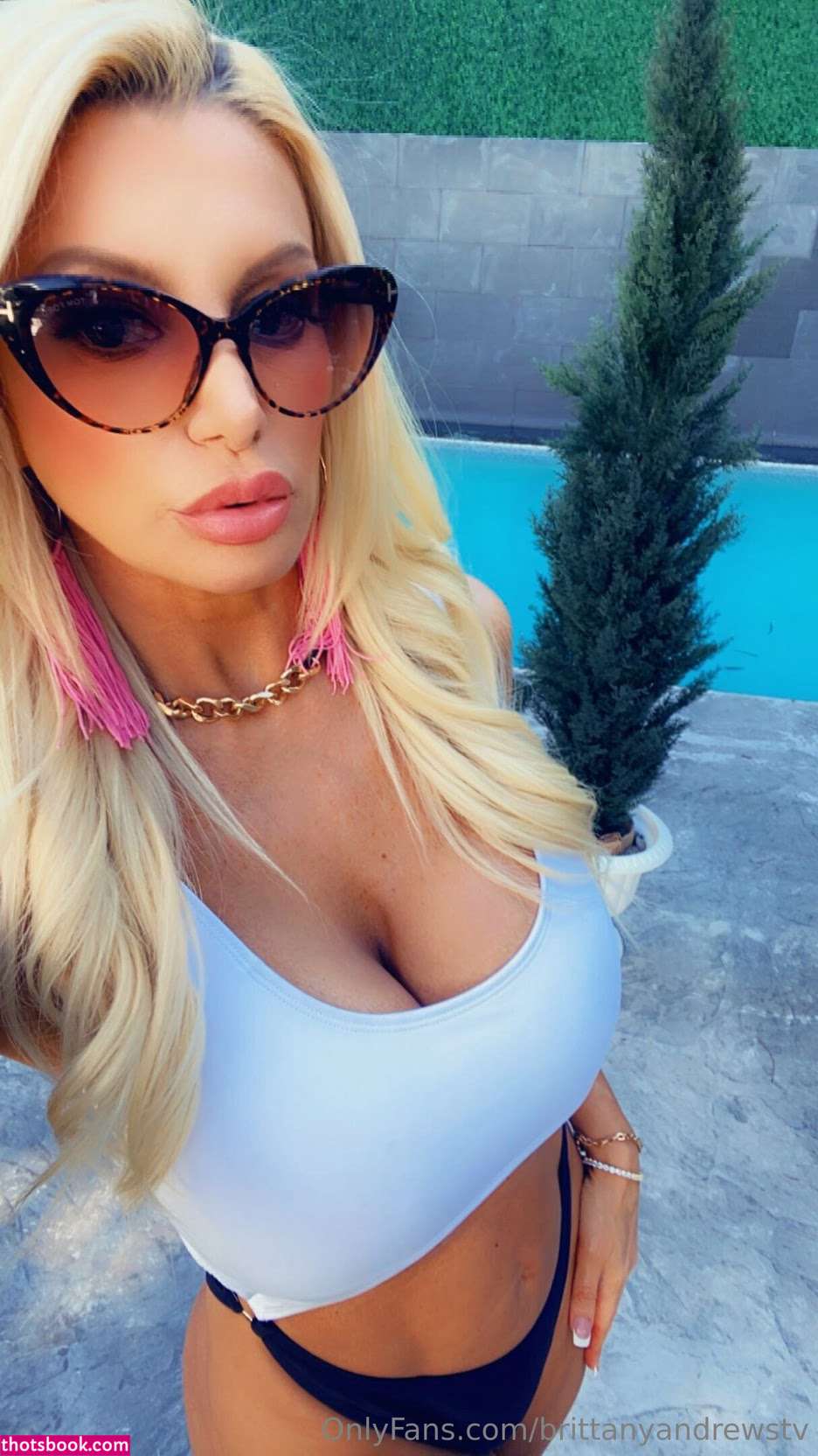 brittanyandrewstv Photo #27