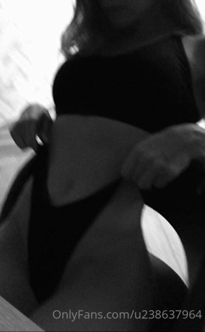 Samantha Twin Photo #12