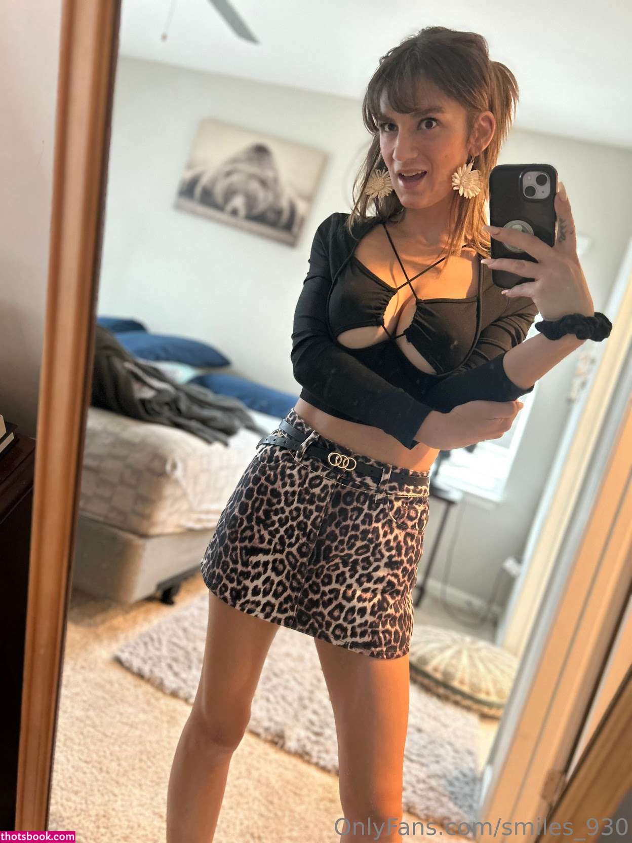 Smiles 930 Photo #18