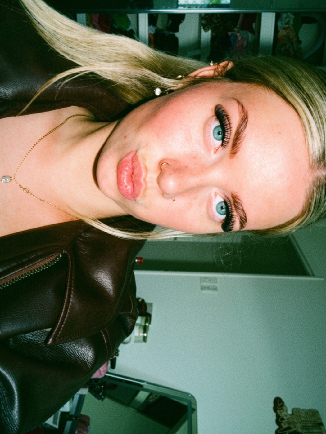 Sophie Bignell Photo #18