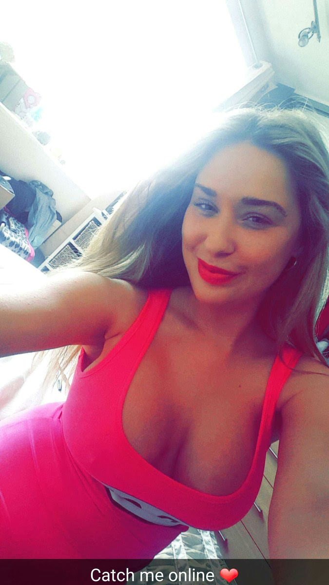 Khloenxtdoor Photo #11