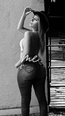 laramellos Photo #43