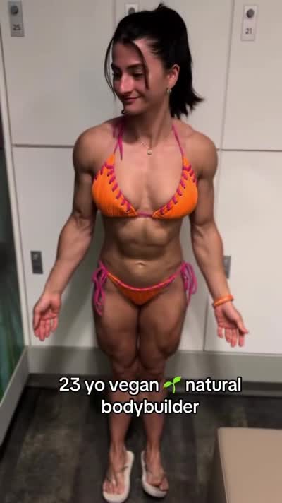 Nadine van Oosten Video #32