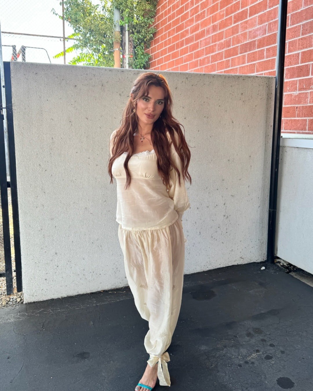 Bella Thorne Photo #432