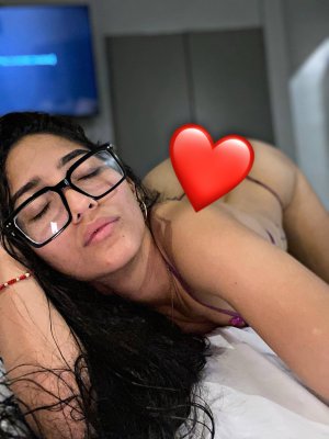 sabinemarielys Photo #22