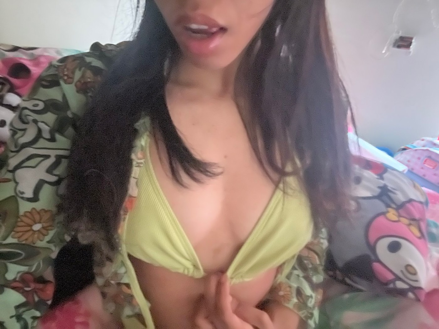 l1ttlekitt3n Photo #8