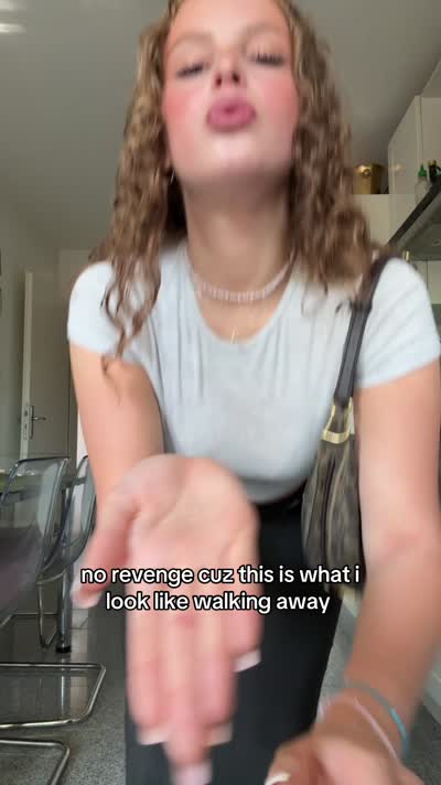 Mayaa.zr Video #16