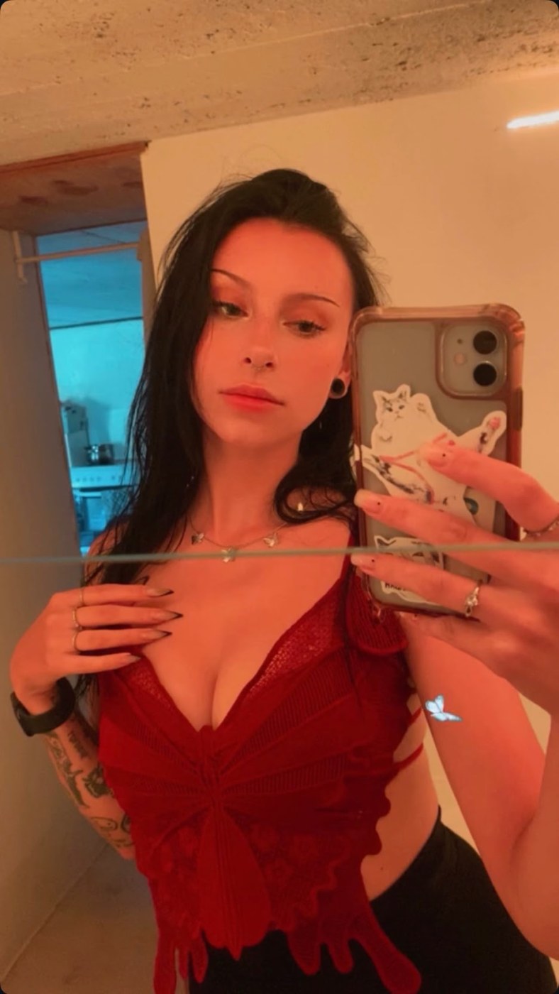Albina Kandabaeva Photo #22
