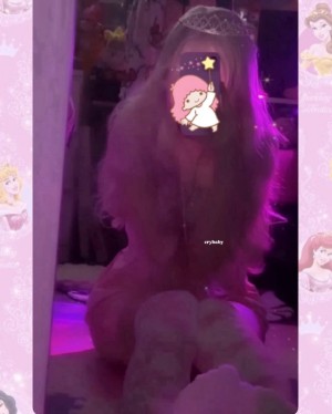 urdressupdoll sillylttlebrat ursweetkid Nude Leaks OnlyFans Photos #3