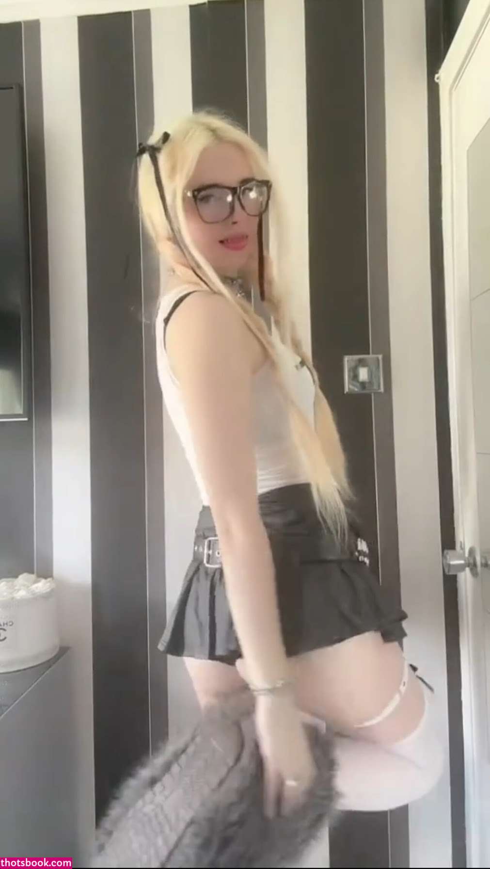 urdressupdoll sillylttlebrat ursweetkid Nude Leaks OnlyFans Photos #5 1856661