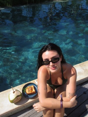 Saffron Sharpe Nude Leaks OnlyFans Photos #2