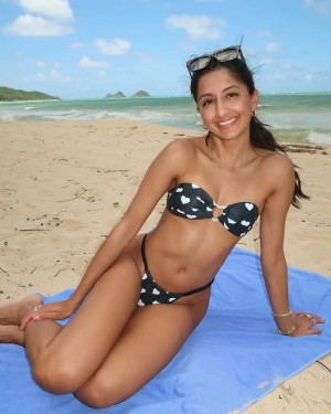 Amira Brar amiraabrarr Nude Leaks OnlyFans Photos #4