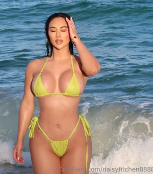 Daisy Chen daisyfitchen8888 DaisyfitchenVIP Nude Leaks OnlyFans Photos #1