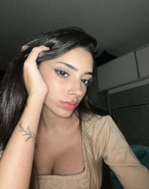 hanniimohamedd Hannimohamedd Nude Leaks OnlyFans Photos #1