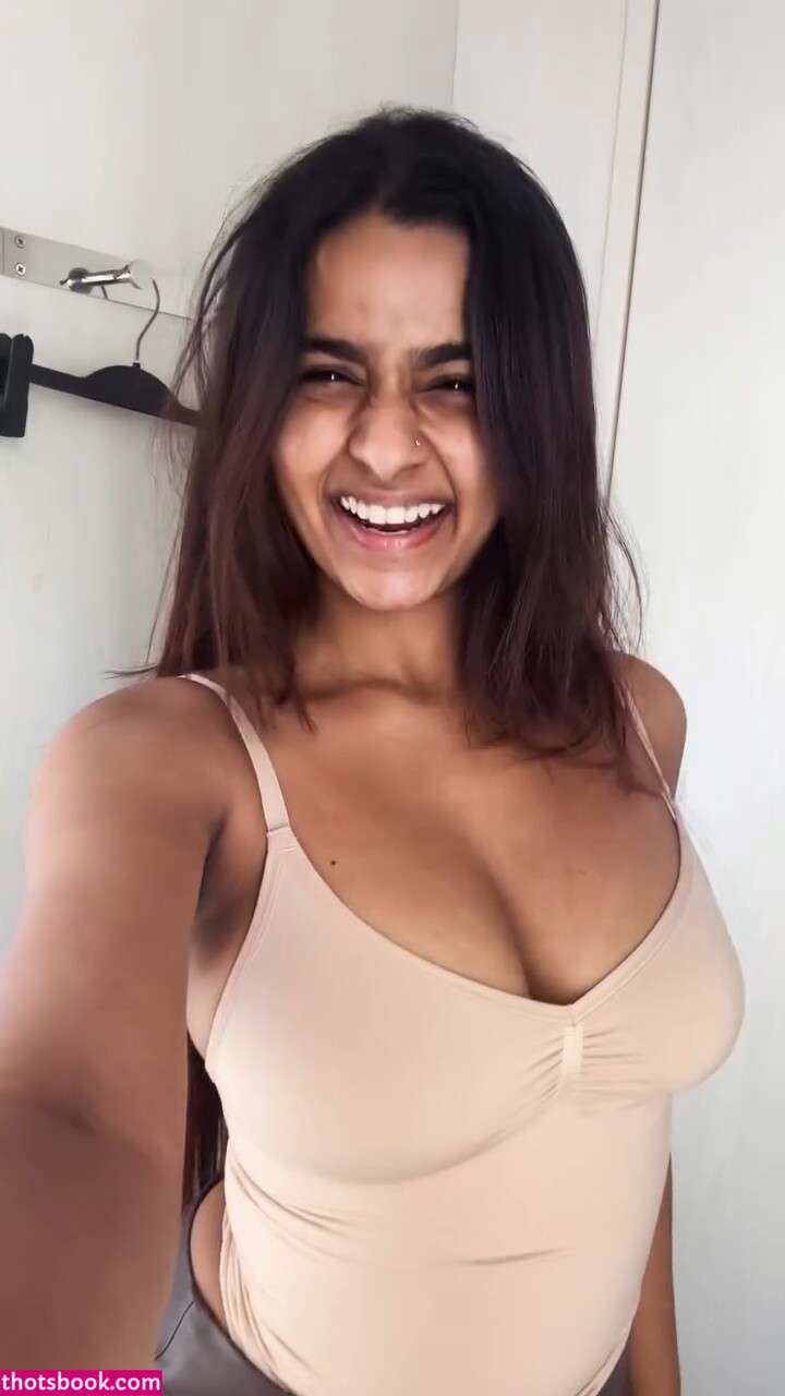 SUHANA KHAN Nude Leaks OnlyFans Photos #26 1908552