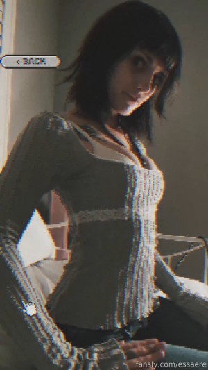 essaere Nude Nude Leaks OnlyFans Video #32