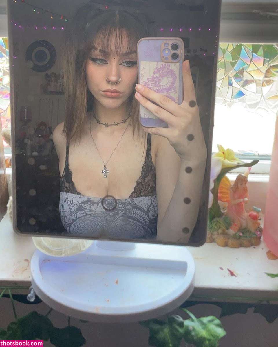 ipukeglitter420 kaitlin perez Nude Leaks OnlyFans Photos #5 1893961