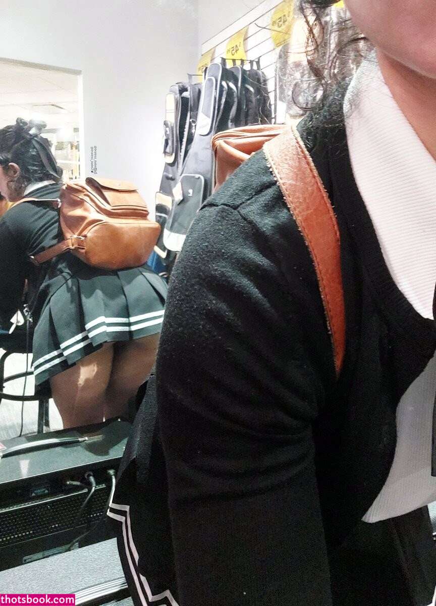 Braless Babe Nude Leaks OnlyFans Photos #2 1909870