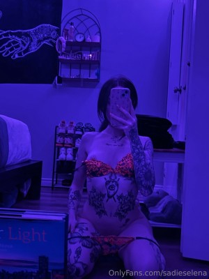 Sadie Eden sadieselena Nude Leaks OnlyFans Photos #2