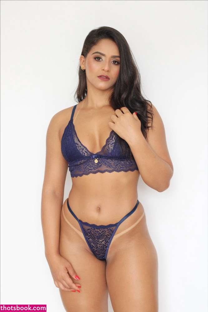 Bianca Cordeiro bicordeiro97 Nude Leaks OnlyFans Photos #2 1948173