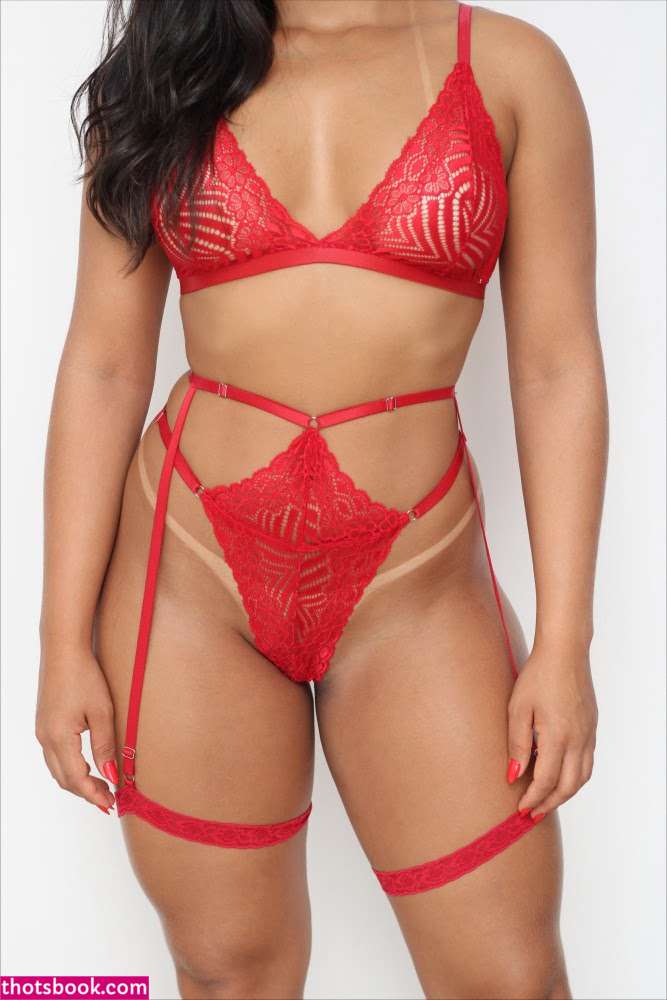 Bianca Cordeiro bicordeiro97 Nude Leaks OnlyFans Photos #2 1948174