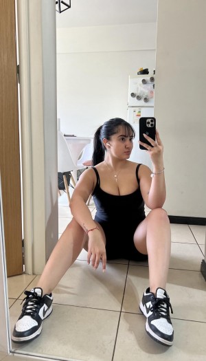 isabellacruz23 Nude Leaks OnlyFans Photos #4