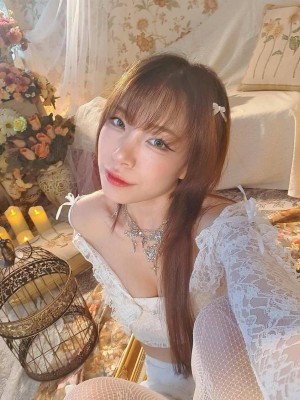 Ellemonade Nude Leaks OnlyFans Photos #4