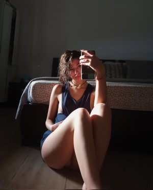 petalfed Nude Leaks Onlyfans Photos #2