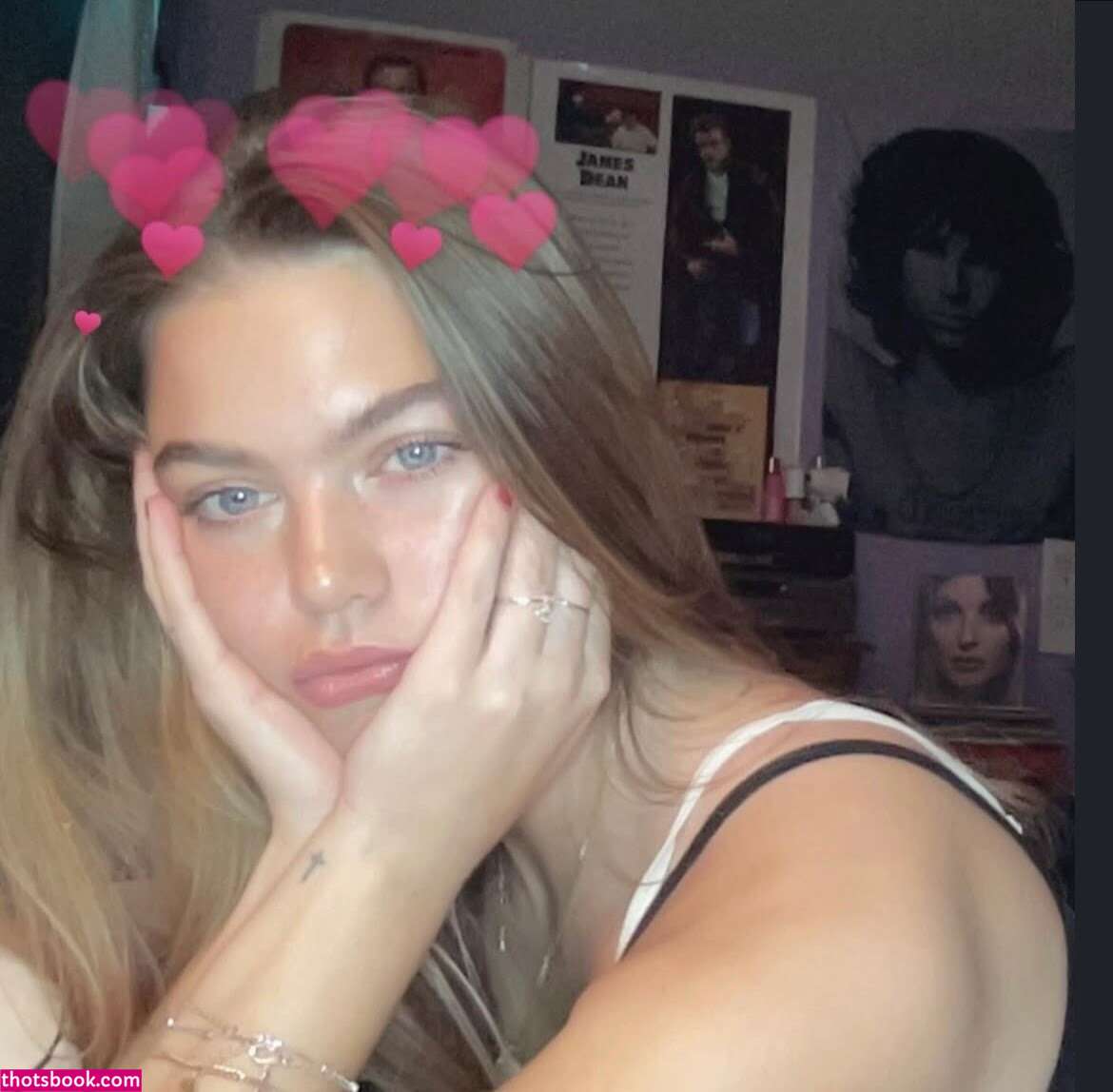 Emma Beardsley Bradpittsgf Nude Leaks OnlyFans Photos #1 1953745