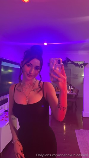 sashaxunleashed Nude Leaks OnlyFans Photos #1