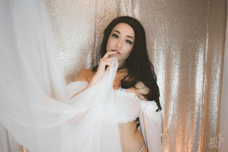 Sabrina Nichole Twitch