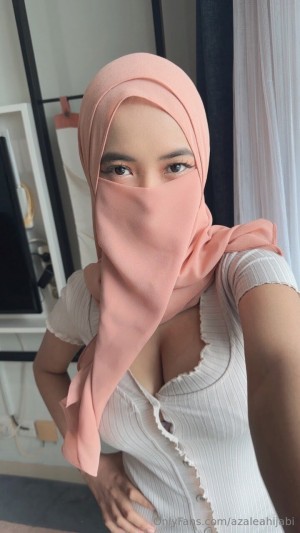 azaleahijabi Nude Leaks OnlyFans Photos #6
