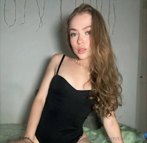cutie elisa Nude Leaks OnlyFans Photos #1