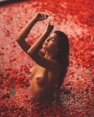 Layla Foz Nude Leaks OnlyFans Photos #1