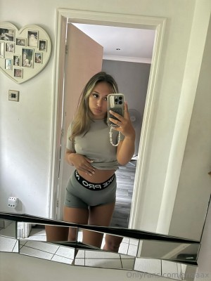 ariaaax nude Leaks OnlyFans Photos #6