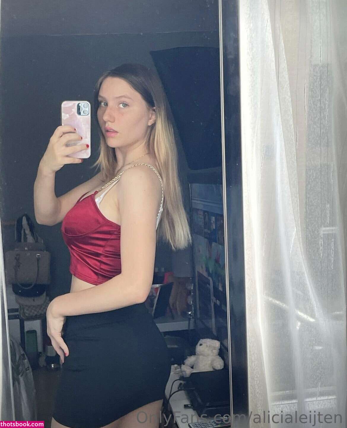 Gewoonalicia aka  alicialeijten Nude Photos #8 292948