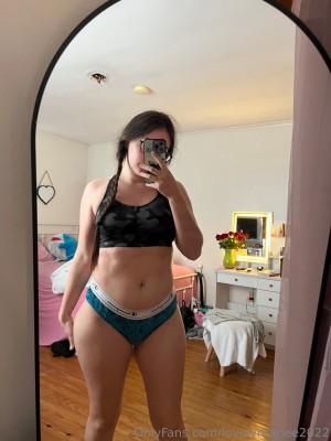 lovelymariee2022 Nude Leaks OnlyFans Photos #2