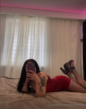 lizzzola Nude Leaks OnlyFans Photos #6